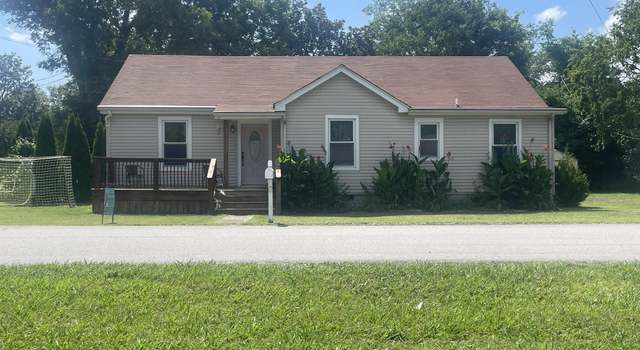 Photo of 240 Cleveland Ave, Lebanon, TN 37087