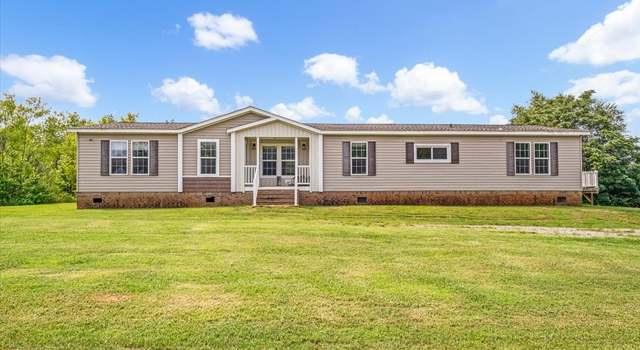 Photo of 143 Old Camargo Rd, Fayetteville, TN 37334