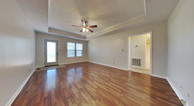 Photo of 1255 Silver Star Dr, Clarksville, TN 37042