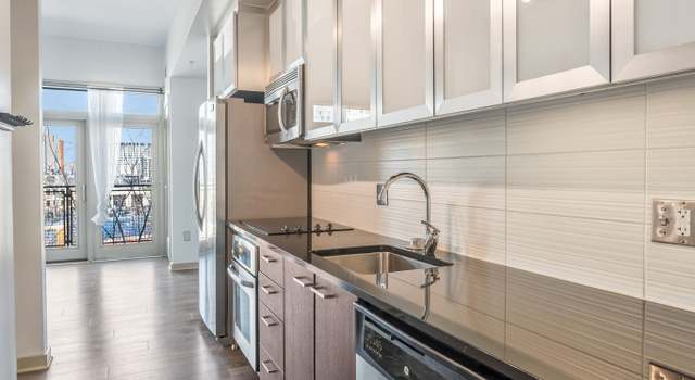 Photo of 320 11th Ave S #425, Nashville, TN 37203