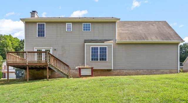 Photo of 1010 Hedge Apple Dr, Clarksville, TN 37040
