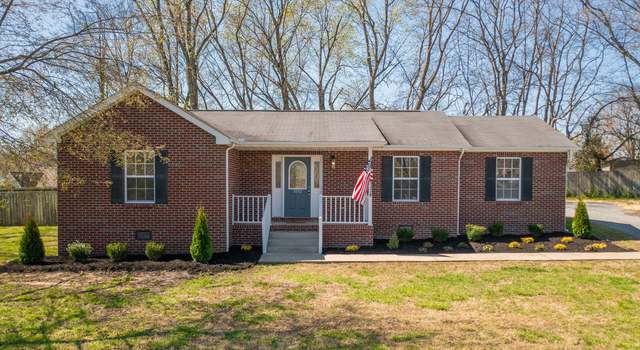 Photo of 3032 Maitland Dr, Greenbrier, TN 37073
