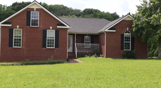 Photo of 6006 Hill Cir, Bon Aqua, TN 37025
