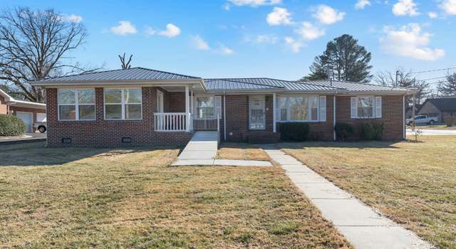Photo of 1216 Oak Dr, Manchester, TN 37355