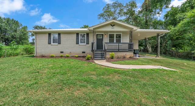 Photo of 105 S Adams St, Adams, TN 37010