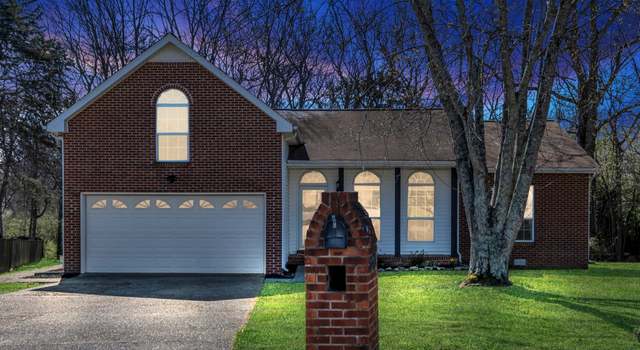Photo of 1213 Brockton Ct, Gallatin, TN 37066