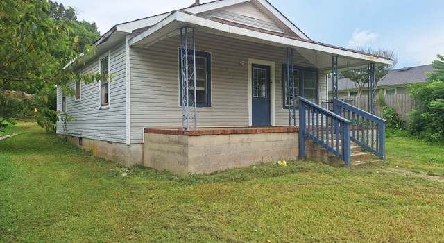Photo of 304 Simpson St, Lawrenceburg, TN 38464