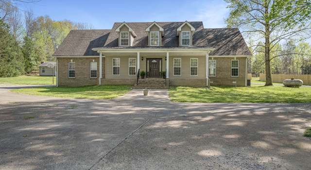 Photo of 114 Lewis Simpson Ct, Clarksville, TN 37042