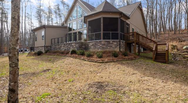 Photo of 354 Mountain Farm Rd, Signal Mountain, TN 37377
