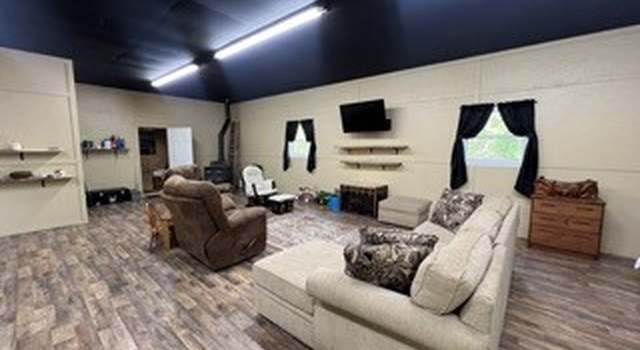 Photo of 7988 Highway 118, Dukedom, TN 38226