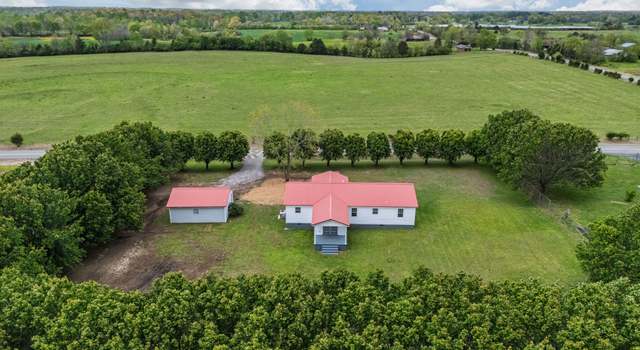 Photo of 208 Stewarts Chapel Rd, Flintville, TN 37335