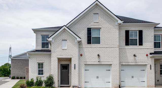 Photo of 204 Douglas Bend Rd #804, Gallatin, TN 37066