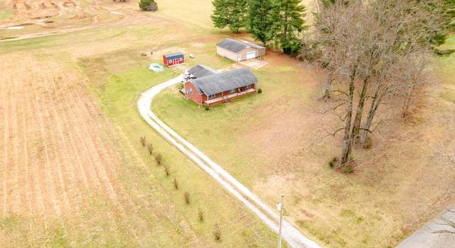 Photo of 78 Lovers Ln, Lawrenceburg, TN 38464