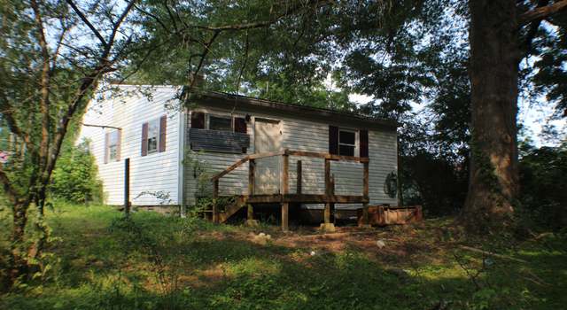 Photo of 151 N Carolina Ave, Henderson, TN 38340
