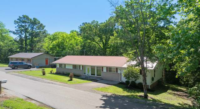 Photo of 53 Elm St, Decaturville, TN 38329