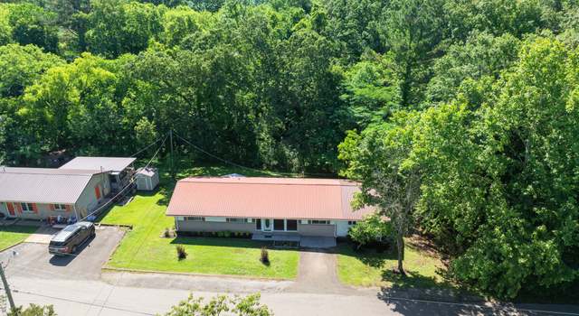 Photo of 53 Elm St, Decaturville, TN 38329