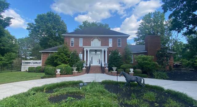 Photo of 106 Riverbend Country Club Rd, Shelbyville, TN 37160