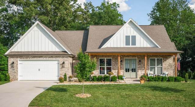 Photo of 3050 Westowne Cir, Cookeville, TN 38501
