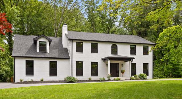 Photo of 1234 Mountain Brook Cir, Signal Mountain, TN 37377
