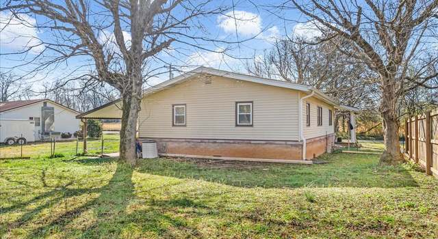 Photo of 112 Shasteen St, Estill Springs, TN 37330