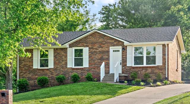 Photo of 312 Bancroft Ct, Clarksville, TN 37042