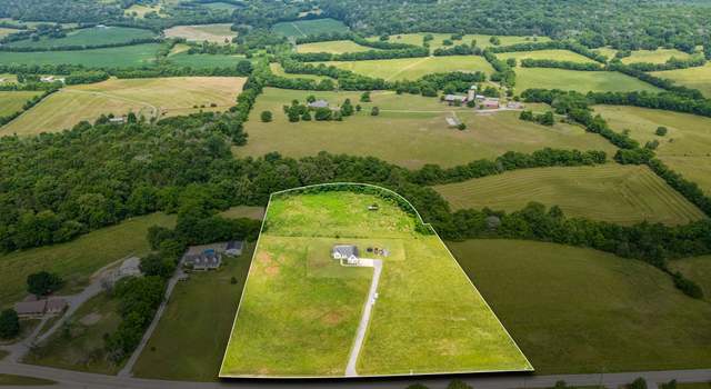 Photo of 6658 Dug Hollow Rd, Bradyville, TN 37026