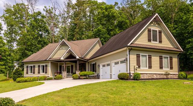 Photo of 3432 Lanyard Ln, Louisville, TN 37777