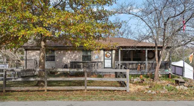 Photo of 411 Oriole Cir, Clarksville, TN 37043