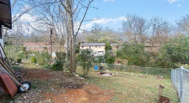 Photo of 411 Oriole Cir, Clarksville, TN 37043