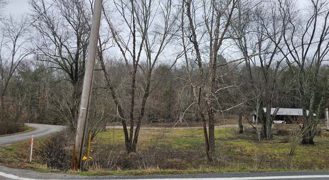 Photo of 32 Hawks Hollow Rd, Pelham, TN 37366