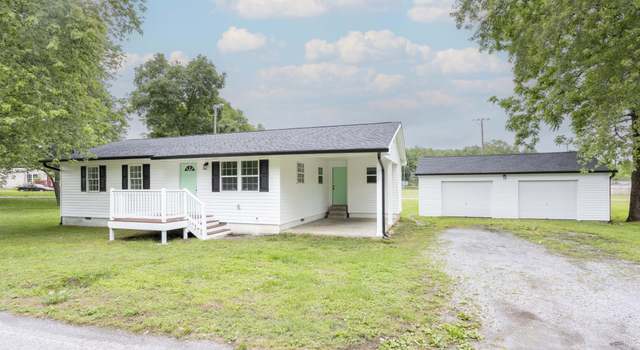 Photo of 590 Pikeville Ave, Graysville, TN 37338