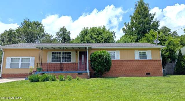 Photo of 915 E Inskip Dr, Knoxville, TN 37912