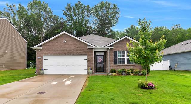Photo of 211 Addison Ave, Chapel Hill, TN 37034
