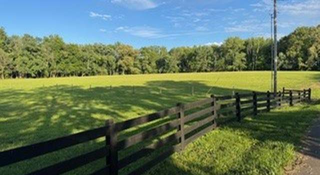 Photo of 3 Mathis Rd, Charlotte, TN 37036