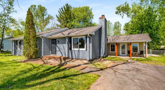 Property at 4706 Barfield Crescent Rd, Murfreesboro, TN 37128, 3 beds, 2 baths