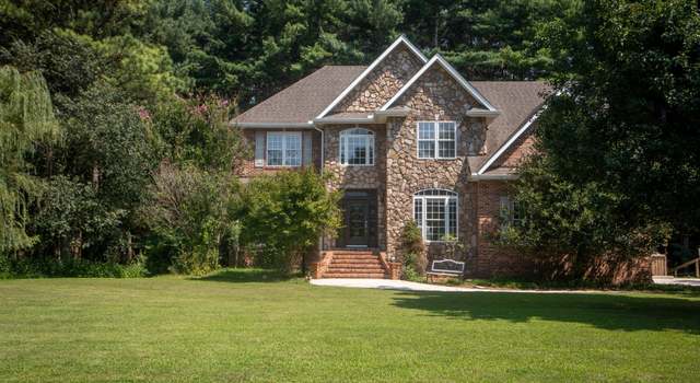 Photo of 109 Wiggins Creek Dr, Sewanee, TN 37375