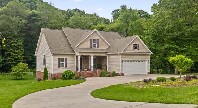 Photo of 3375 Wilson Ave, Signal Mountain, TN 37377