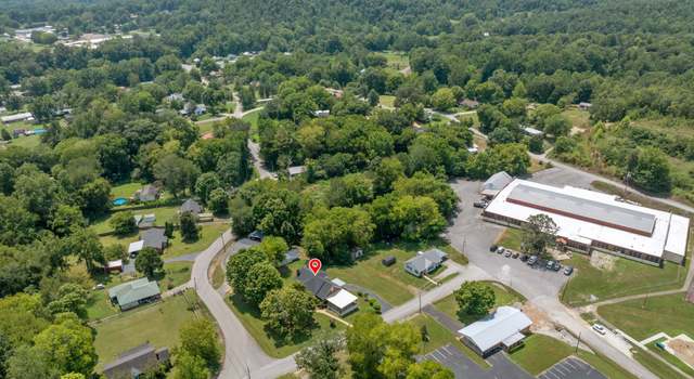 Photo of 123 Brooklyn Ave, Linden, TN 37096