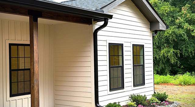 Photo of 1146 Moodyville Loop, Byrdstown, TN 38549