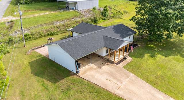 Photo of 131 Pettigrew St, Parsons, TN 38363
