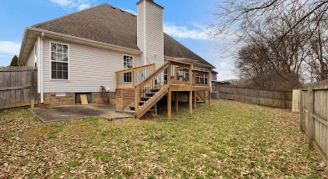 Photo of 714 Cavalier Dr, Clarksville, TN 37040