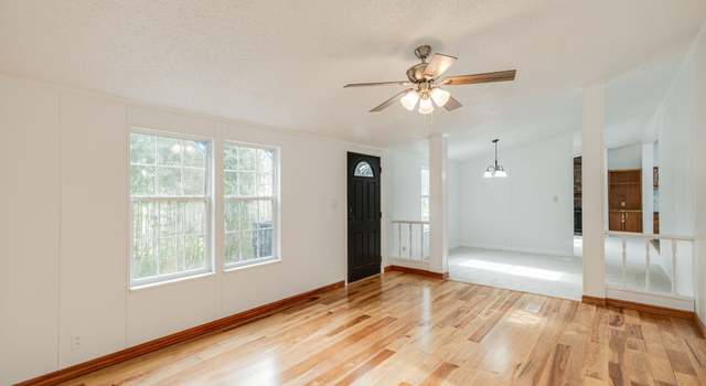 Photo of 137 Lankford Dr, New Johnsonville, TN 37134