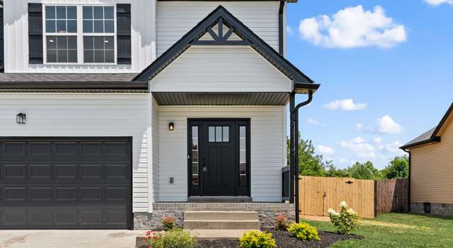 Photo of 536 Falkland Cir, Clarksville, TN 37042