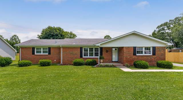 Photo of 206 Moss Dr, Mcminnville, TN 37110