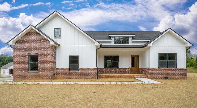 Photo of 115 Friendship Dr, Livingston, TN 38570