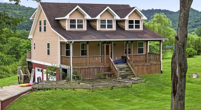 Photo of 356 Maple St, Gordonsville, TN 38563