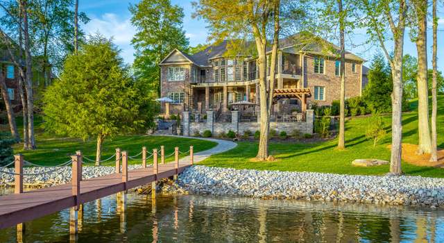 Photo of 10945 Bridgestone Dr, Soddy Daisy, TN 37379