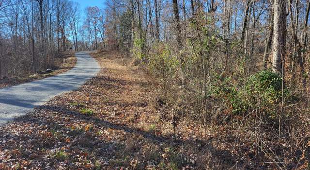 Photo of 3 Peachwood Ln, Holladay, TN 38341