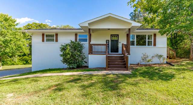 Photo of 96 Center Dr, Chickamauga, GA 30707