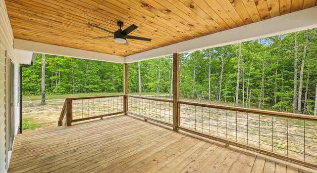 Photo of 305 Georgee Rd, Jamestown, TN 38556